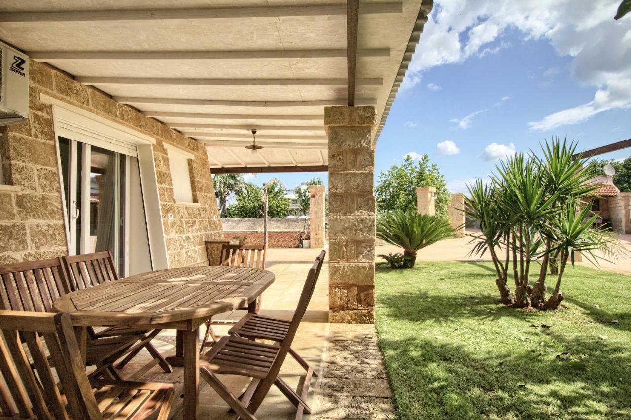 Tenuta De Masi By Lovesud Corsano  Exterior photo